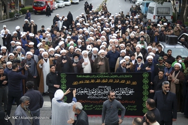 اجتماع عزاداران مشهدی به‌ مناسبت شهادت امام صادق (ع)