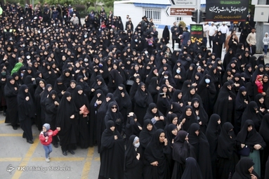 اجتماع عزاداران مشهدی به‌ مناسبت شهادت امام صادق (ع)