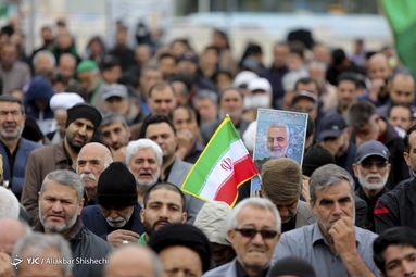 اجتماع عزاداران مشهدی به‌ مناسبت شهادت امام صادق (ع)