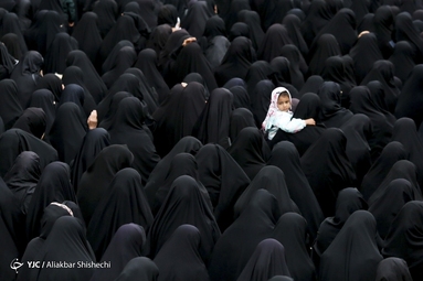 اجتماع عزاداران مشهدی به‌ مناسبت شهادت امام صادق (ع)