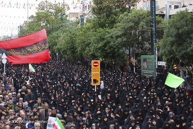 اجتماع عزاداران مشهدی به‌ مناسبت شهادت امام صادق (ع)