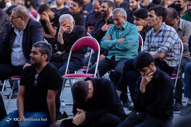 اجتماع عزاداران امام صادق (ع) در میدان امام حسین (ع)