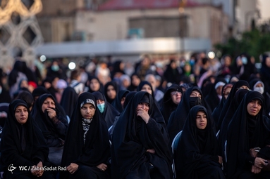 اجتماع عزاداران امام صادق (ع) در میدان امام حسین (ع)