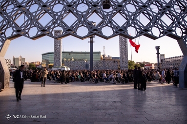 اجتماع عزاداران امام صادق (ع) در میدان امام حسین (ع)