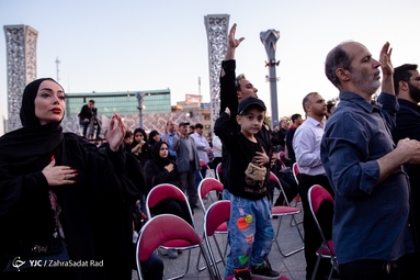 اجتماع عزاداران امام صادق (ع) در میدان امام حسین (ع)