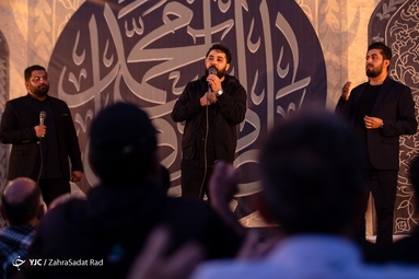 اجتماع عزاداران امام صادق (ع) در میدان امام حسین (ع)