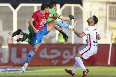 لیگ برتر فوتبال / نساجی مازندران ۰ - پرسپولیس تهران ۴