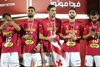 جشن قهرمانی پرسپولیس در بیست و دومین دوره لیگ برتر فوتبال ایران