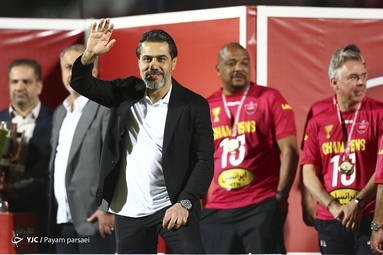 جشن قهرمانی پرسپولیس در بیست و دومین دوره لیگ برتر فوتبال ایران