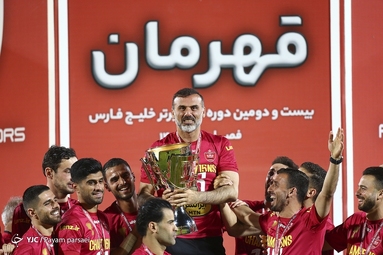 جشن قهرمانی پرسپولیس در بیست و دومین دوره لیگ برتر فوتبال ایران