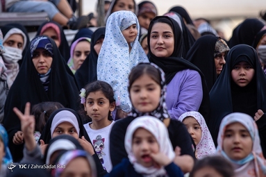 جشن دختران ماه به مناسبت ولادت حضرت معصومه سلام الله علی‌ها و روز دختر