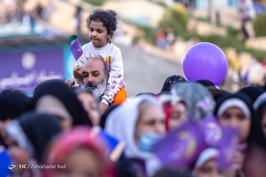 جشن دختران ماه به مناسبت ولادت حضرت معصومه سلام الله علی‌ها و روز دختر