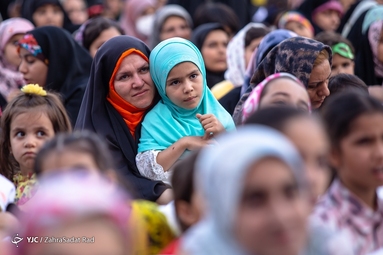 جشن دختران ماه به مناسبت ولادت حضرت معصومه سلام الله علی‌ها و روز دختر