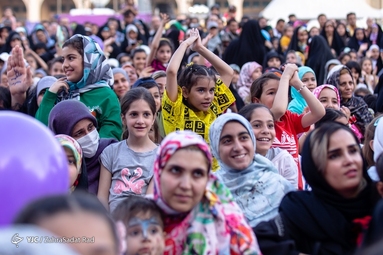 جشن دختران ماه به مناسبت ولادت حضرت معصومه سلام الله علی‌ها و روز دختر