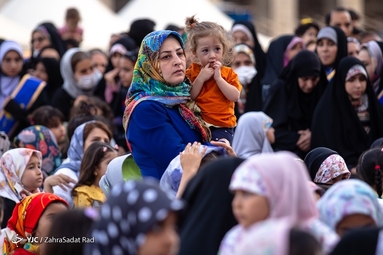 جشن دختران ماه به مناسبت ولادت حضرت معصومه سلام الله علی‌ها و روز دختر