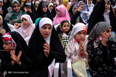 جشن دختران ماه به مناسبت ولادت حضرت معصومه سلام الله علی‌ها و روز دختر
