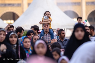 جشن دختران ماه به مناسبت ولادت حضرت معصومه سلام الله علی‌ها و روز دختر