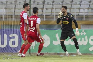 جام حذفی فوتبال / هوادار تهران ۱ - پرسپولیس تهران ۳