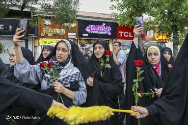 استقبال از کاروان خادمان حرم رضوی (ع) به مناسبت گرامیداشت دهه کرامت و سالروز میلاد با سعادت حضرت امام رضا (ع) در شهر رشت