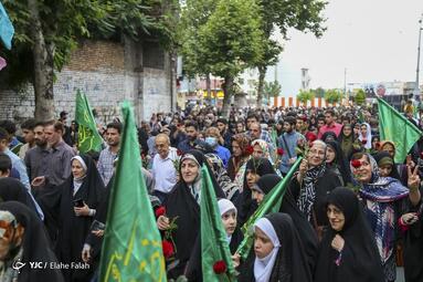 استقبال از کاروان خادمان حرم رضوی (ع) به مناسبت گرامیداشت دهه کرامت و سالروز میلاد با سعادت حضرت امام رضا (ع) در شهر رشت