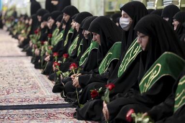 مراسم تعویض پرچم در حرم مطهر رضوی