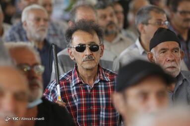 مراسم شصتمین سالگرد ۱۵ خرداد در گلزار شهدای «مسگرآباد» تهران