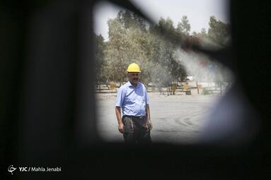 بازدید اهالی مطبوعات داخلی و خارجی از پیشرفت‌های صنعتی سیرجان