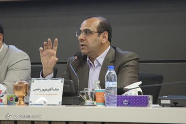 بازدید اهالی مطبوعات داخلی و خارجی از پیشرفت‌های صنعتی سیرجان