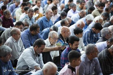 مراسم قرائت دعای پر فیض عرفه در همدان