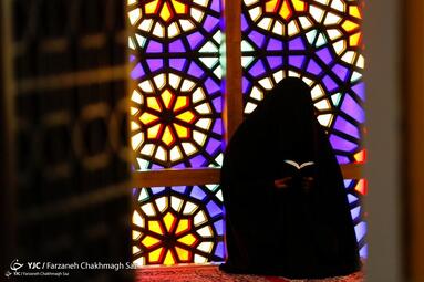 مراسم قرائت دعای پر فیض عرفه در حرم شاهچراغ(ع)