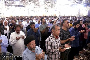 اقامه نماز عید قربان در حرم مطهر رضوی