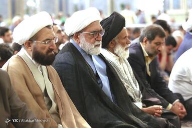 اقامه نماز عید قربان در حرم مطهر رضوی