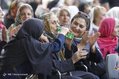 دور همی سالمندان با عنوان 