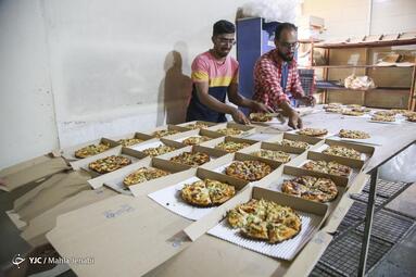 اطعام علوی نذر پیتزا