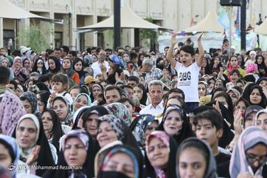 اجتماع بزرگ رهروان غدیر در سبزه میدان زنجان