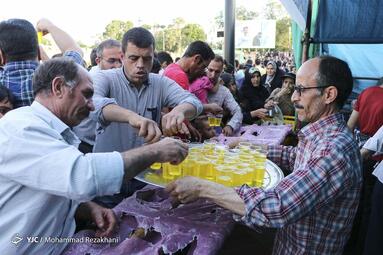 اجتماع بزرگ رهروان غدیر در سبزه میدان زنجان
