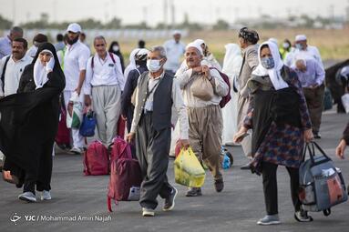 بازگشت اولین گروه حجاج بیت الله الحرام به همدان