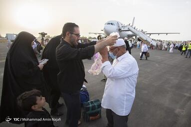 بازگشت اولین گروه حجاج بیت الله الحرام به همدان