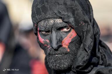 کاروان نمادین کربلا در خمینی شهر