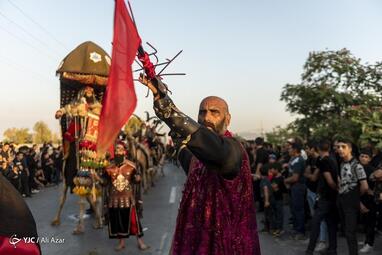 کاروان نمادین کربلا در خمینی شهر
