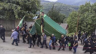 نخل گردانی در روستای گَنگرَج کُلا از توابع دهستان چلاو شهرستان آمل روز تاسوعای حسینی(ع)