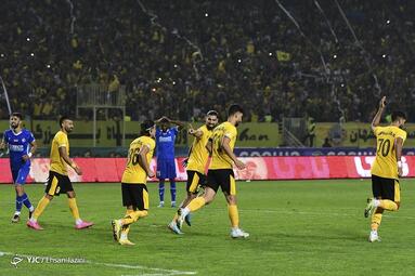 لیگ برتر فوتبال کشور / سپاهان اصفهان ۱ - استقلال تهران ۰