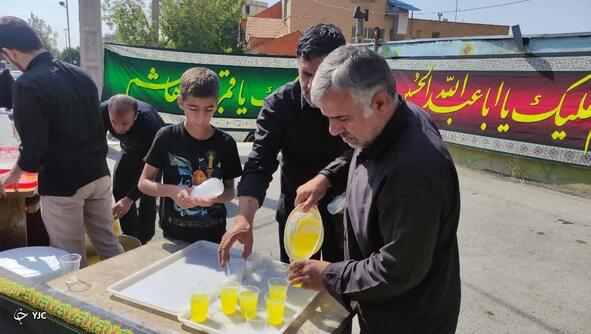 خدمات رسانی موکب شهدای سنگر ساز بی سنگر در پیاده روی جاماندگان اربعین حسینی در شهرکرد