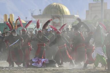 همزمان با روز اربعین حسینی (ع) آیین تعزیه خوانی عصر عاشورا در امام زاده شاه کرم اصفهان