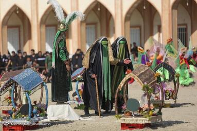 همزمان با روز اربعین حسینی (ع) آیین تعزیه خوانی عصر عاشورا در امام زاده شاه کرم اصفهان