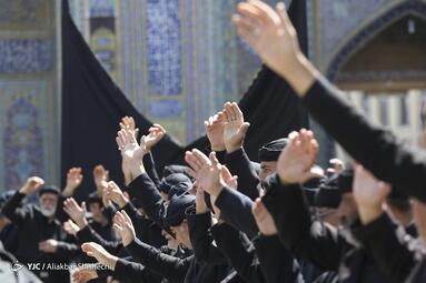 عزاداری شهادت امام رضا (ع) در حرم مطهر رضوی