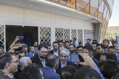 با حضور وزیر ورزش و جوانان و نماینده هیات دولت، مجتمع بزرگ فرهنگی، علمی و ورزشی طوبی (با حضور وزیر ورزش و جوانان و نماینده هیات دولت، مجتمع بزرگ فرهنگی، علمی و ورزشی طوبی (منیری) لارستان افتتاح شدمنیری) لارستان افتتاح شد