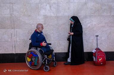 مراسم بدرقه گروه نخست کاروان فرزندان ایران