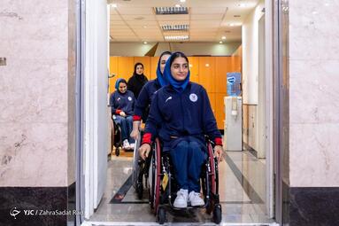 مراسم بدرقه گروه نخست کاروان فرزندان ایران