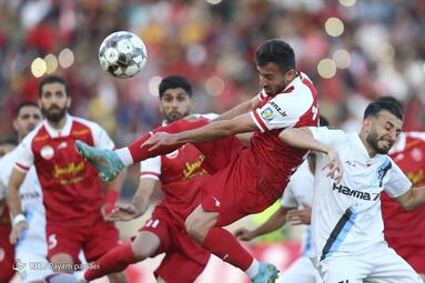 لیگ برتر فوتبال کشور / پرسپولیس ۳ - پیکان ۱